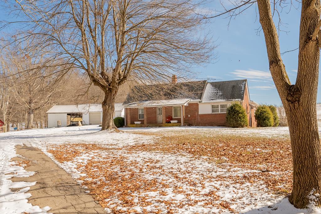 1039 Dutton Hollow Rd Property Photo