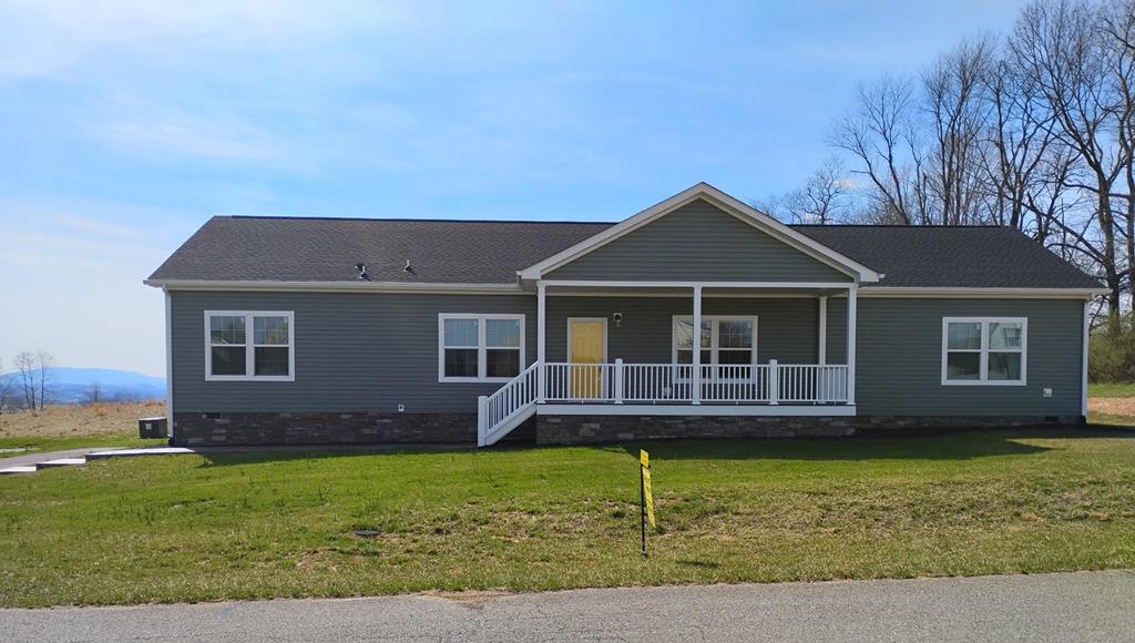 285 Nat Back Property Photo