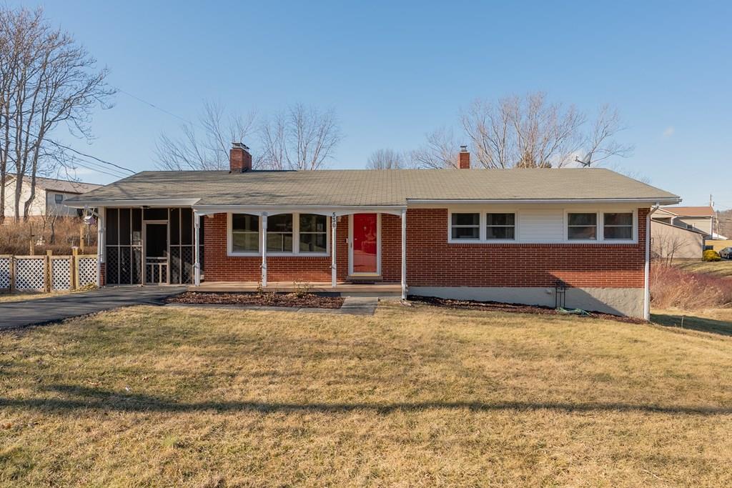 530 W Fulton Street Property Photo