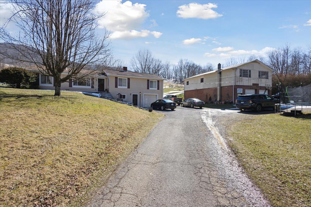 2728 Highway 16 Property Photo