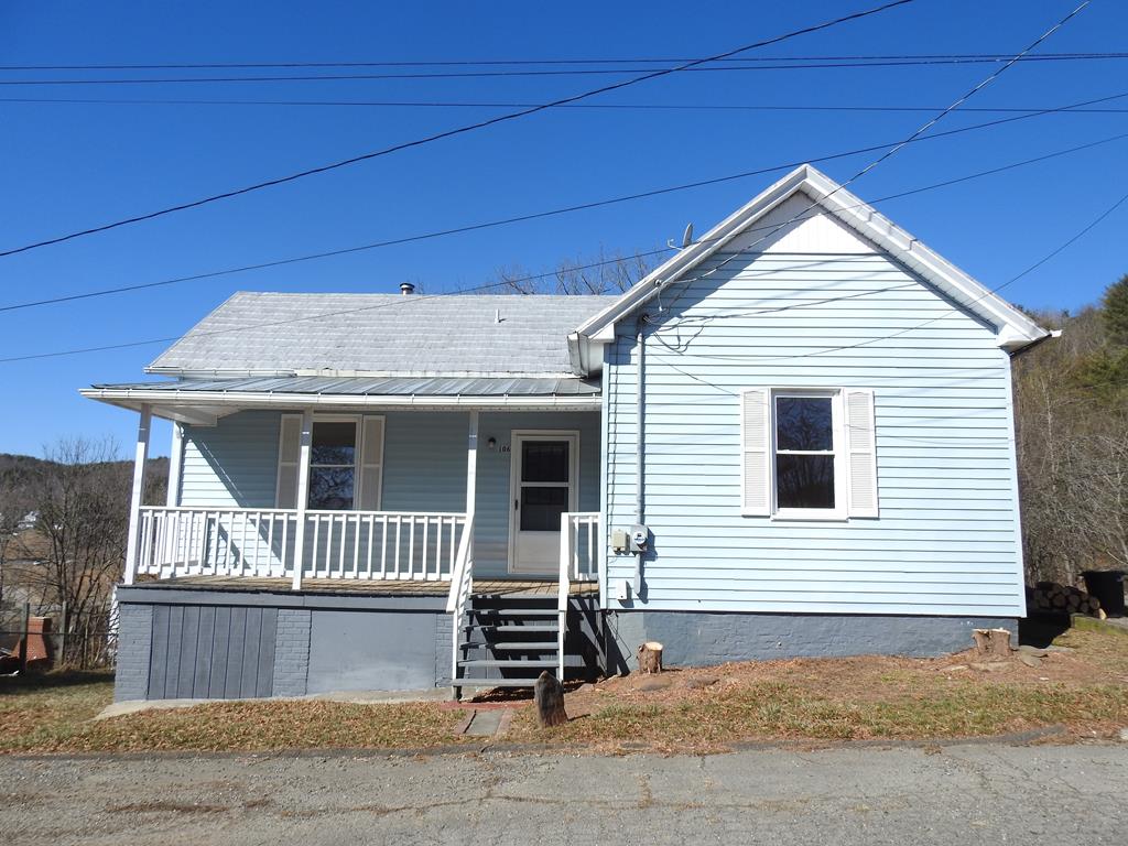 106 S Boss Row Property Photo 1