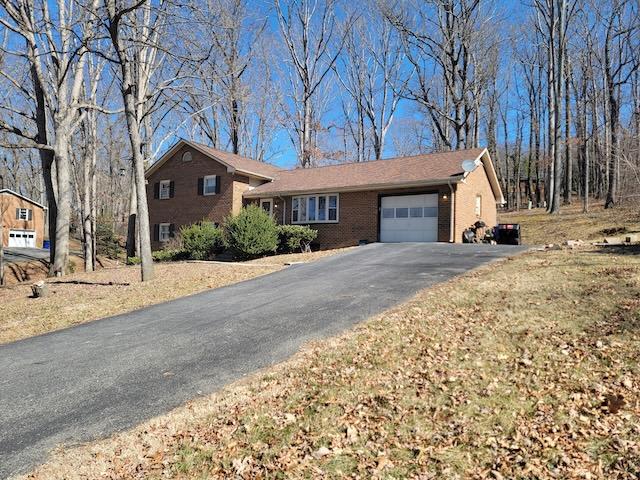 300 Arrowhead Trail Property Photo