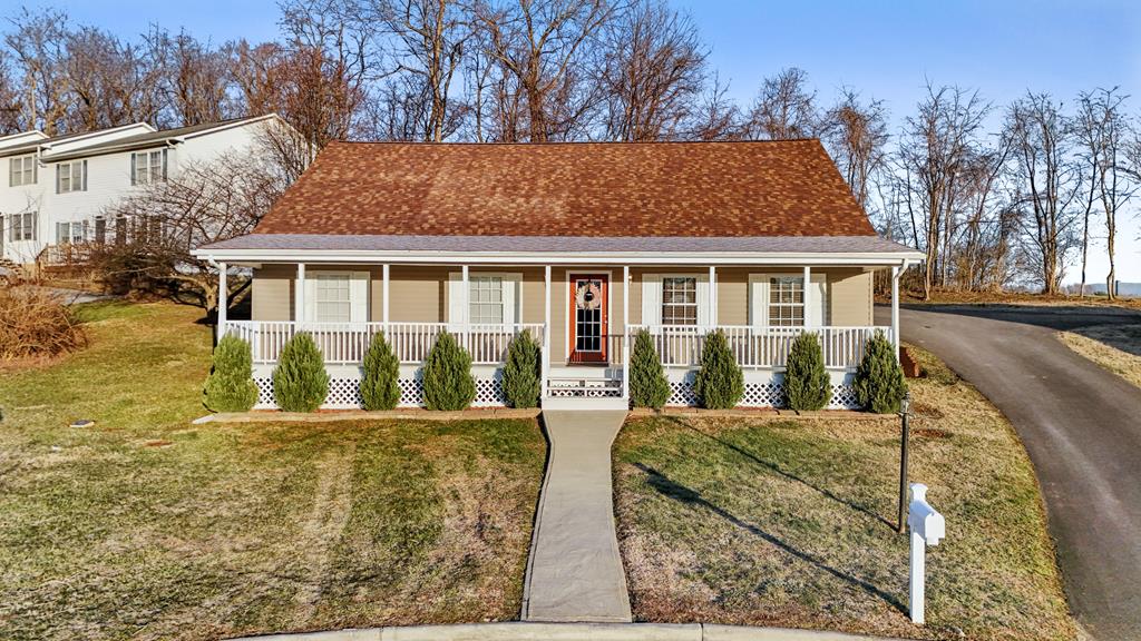The Hallocks Real Estate Listings Main Image