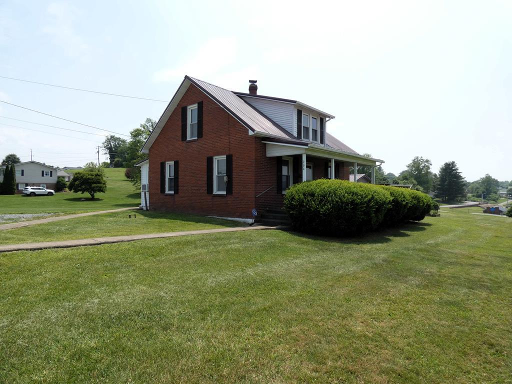 204 Highland Avenue Property Photo