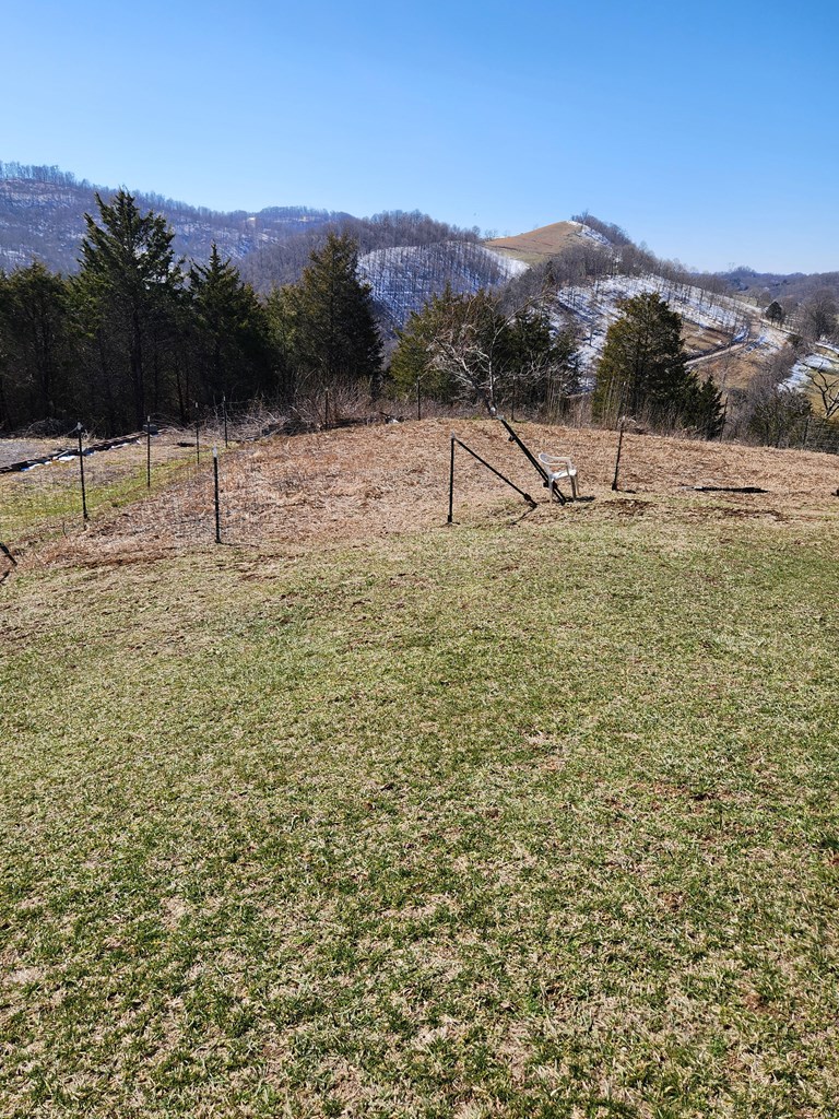 679 Green Acres Property Photo 17