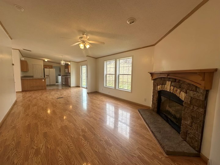 119 Cobblestone Ln Property Photo 3
