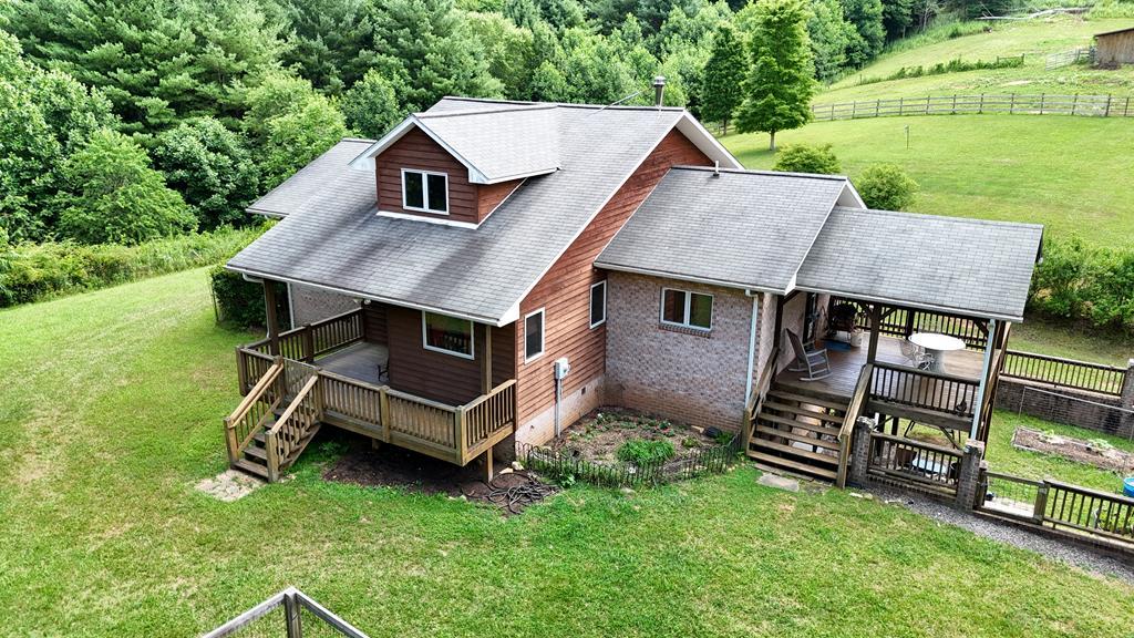 931 Maple Shade Property Photo