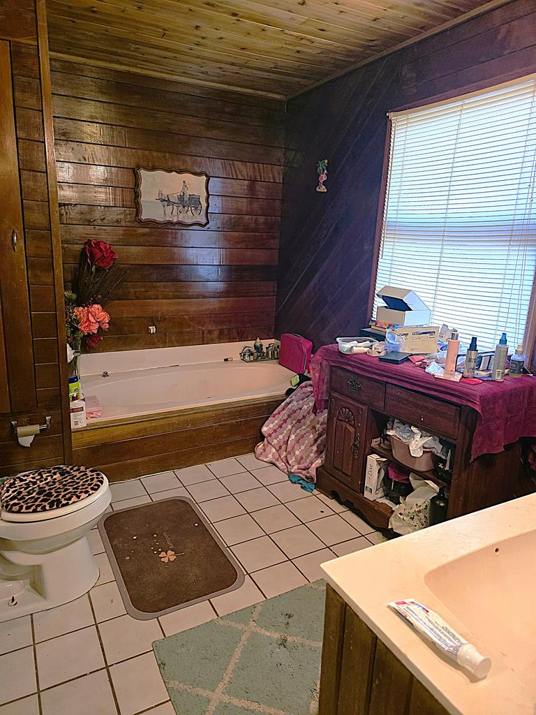3229 Ridgecrest Road Property Photo 7
