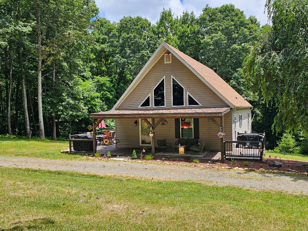 2609 Sandy Level Rd Property Photo 2