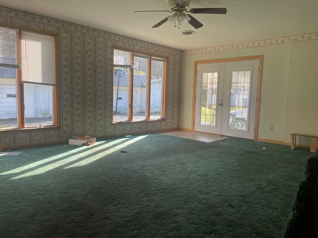 24922 U. S. Highway 19 Property Photo 5