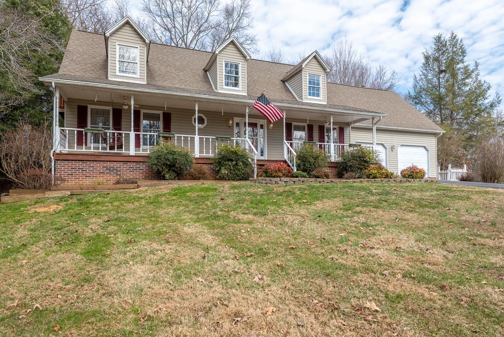 Oak Hill Real Estate Listings Main Image