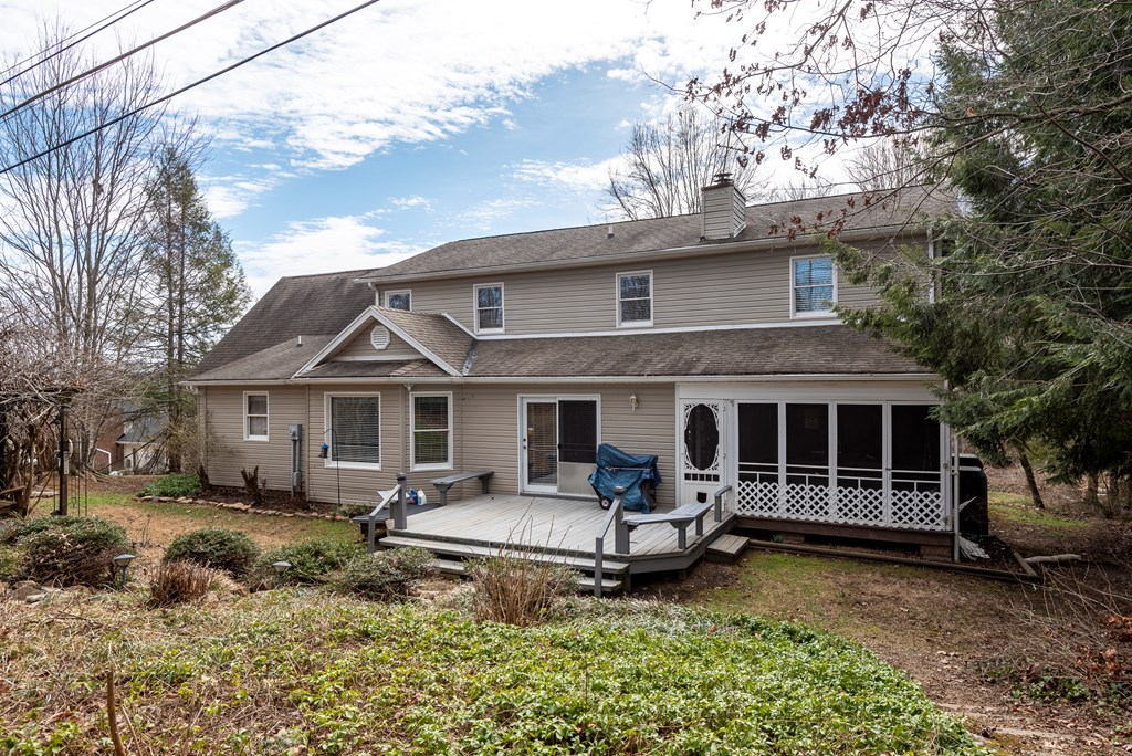 17673 Mahogany Drive Property Photo 3