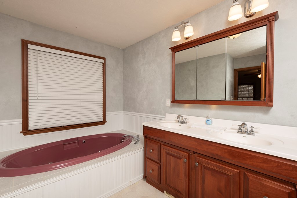 17673 Mahogany Drive Property Photo 17