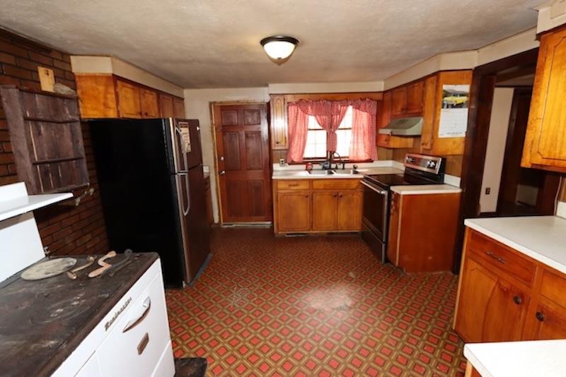 5461 Tumbling Creek Rd Property Photo 24