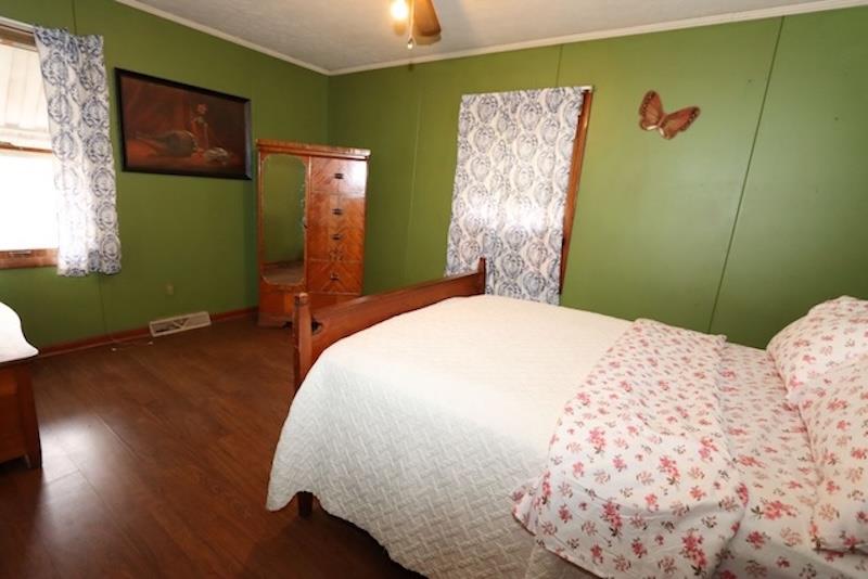 5461 Tumbling Creek Rd Property Photo 31