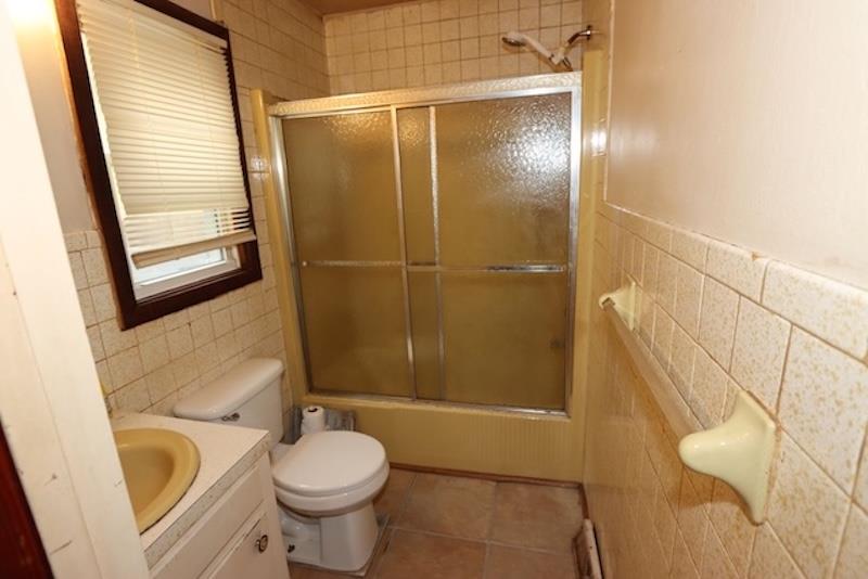 5461 Tumbling Creek Rd Property Photo 32
