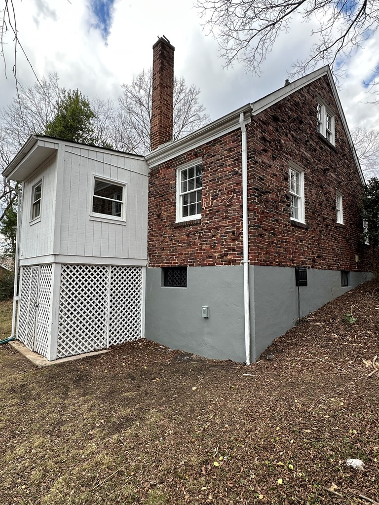 330 Ridgewood Property Photo 7