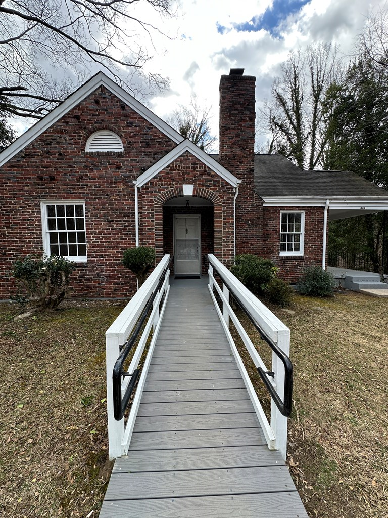 330 Ridgewood Property Photo 16