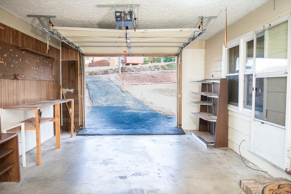 317 Riverview Drive Property Photo 16