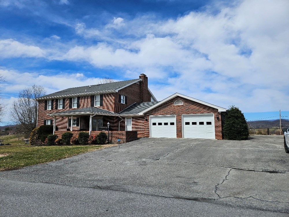 419 Tanglewood Dr Property Photo 8