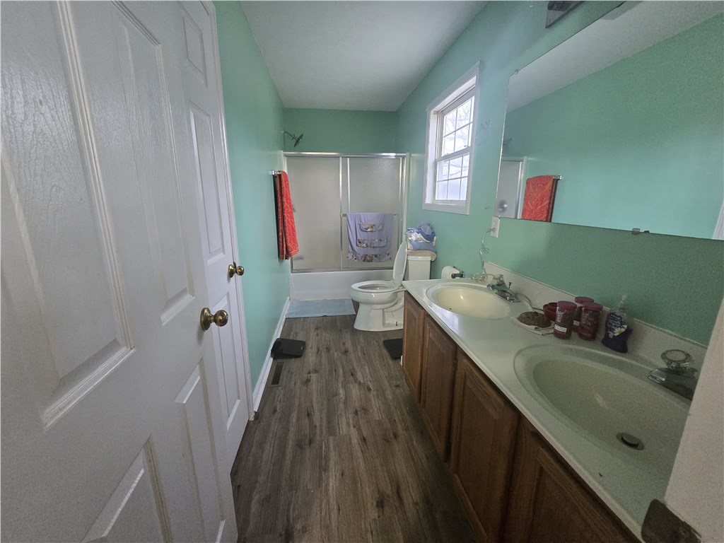 15513 Windbreak Ln Property Photo 18