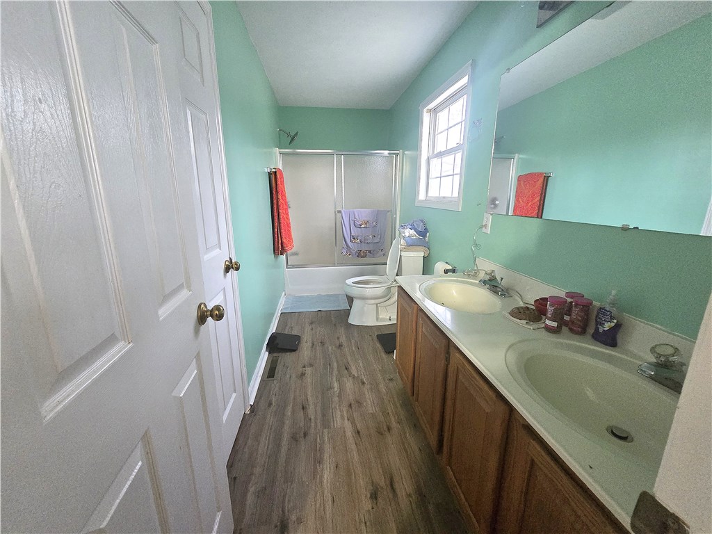 15513 Windbreak Ln Property Photo 31