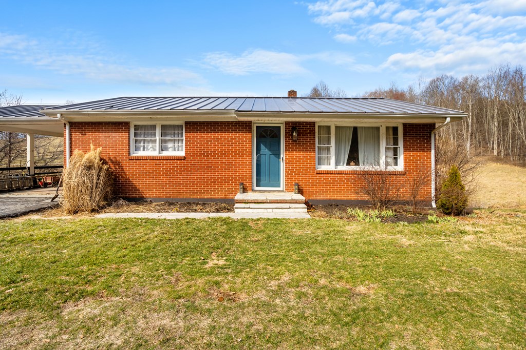 28585 Smyth Chapel Rd Property Photo 3