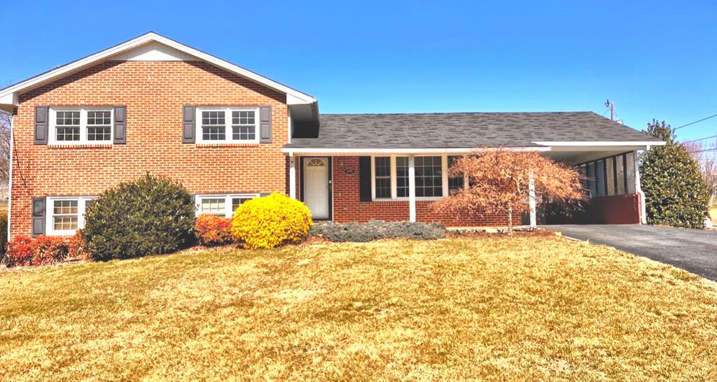 690 Mountain View Drive Property Photo