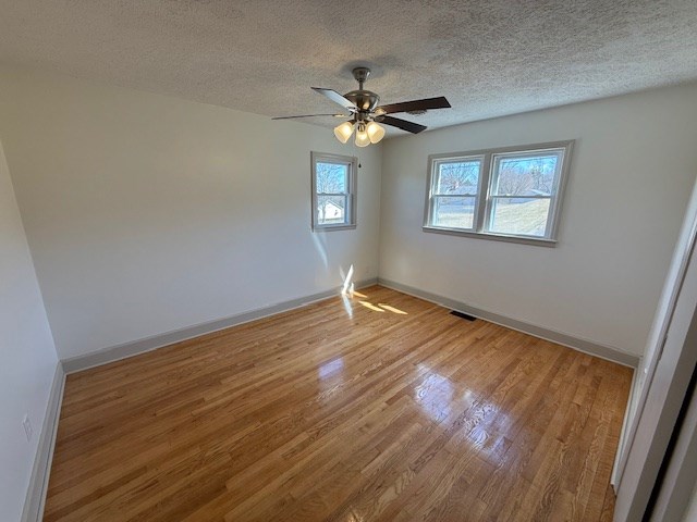 108 Ernie Pyle St Property Photo 13