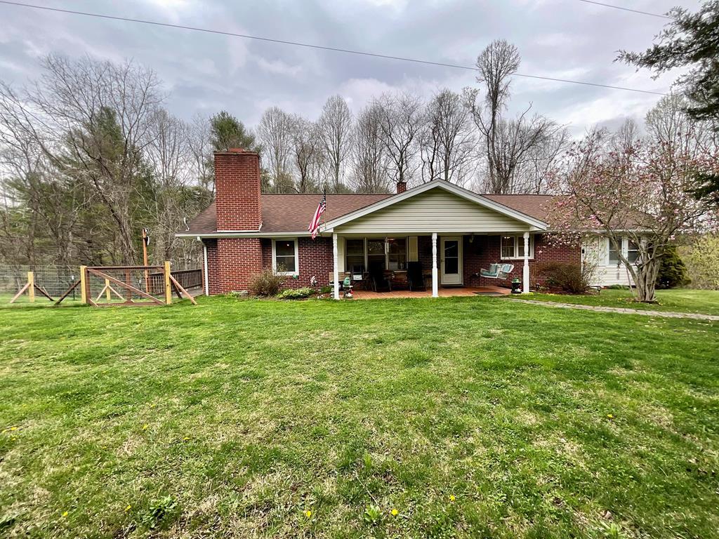 2858 Pot Rock Rd Property Photo 1