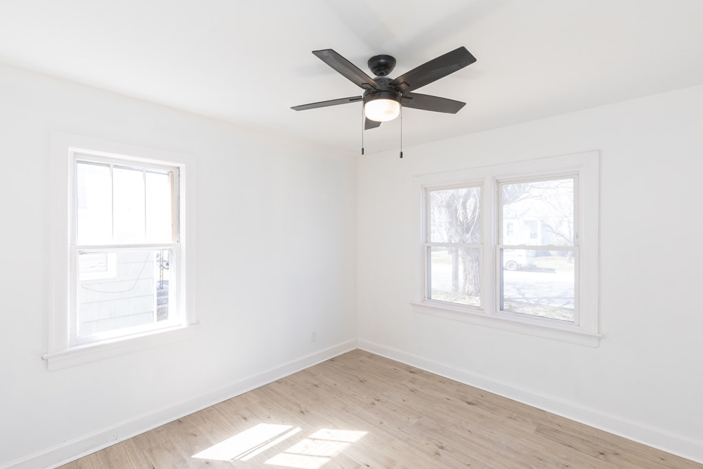 2313 Grafton St Property Photo 23