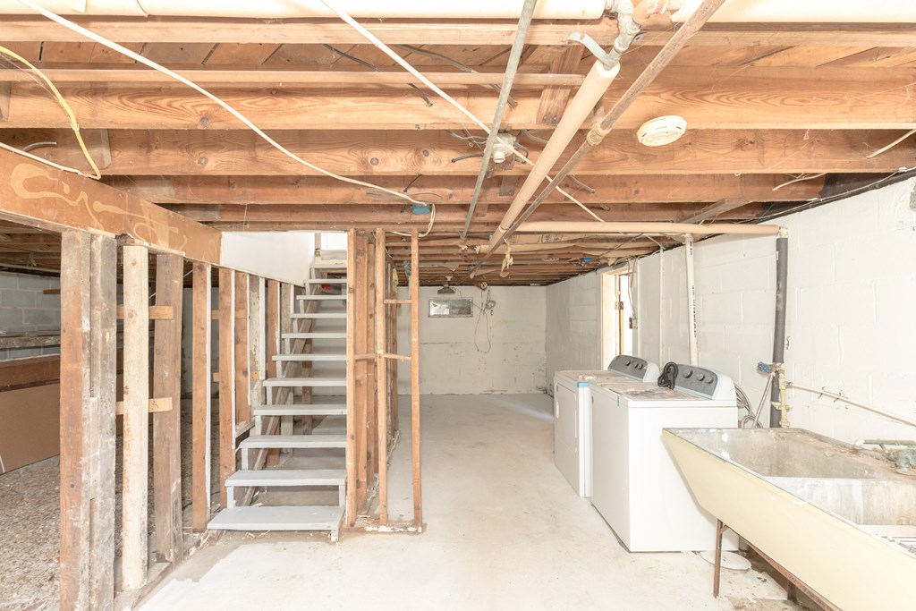 2313 Grafton St Property Photo 42