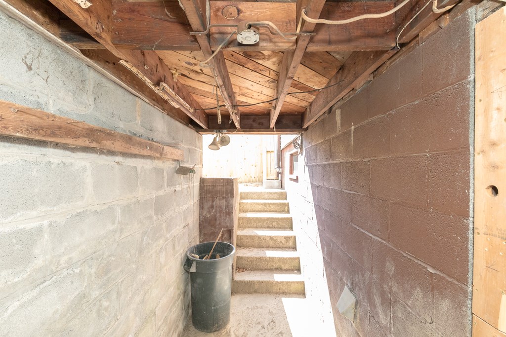 2313 Grafton St Property Photo 46
