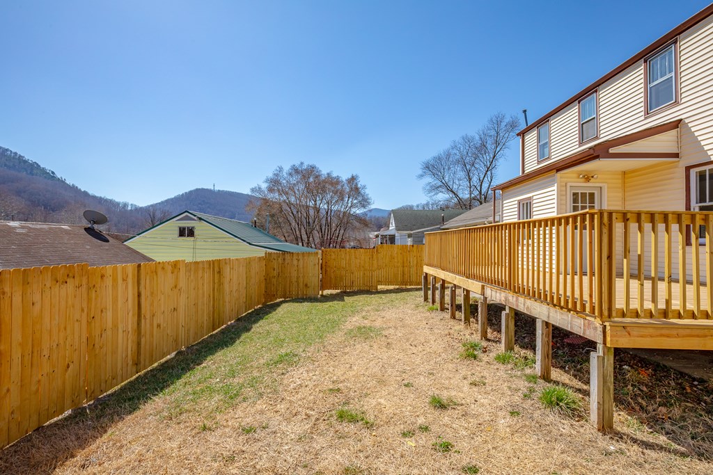 2313 Grafton St Property Photo 54