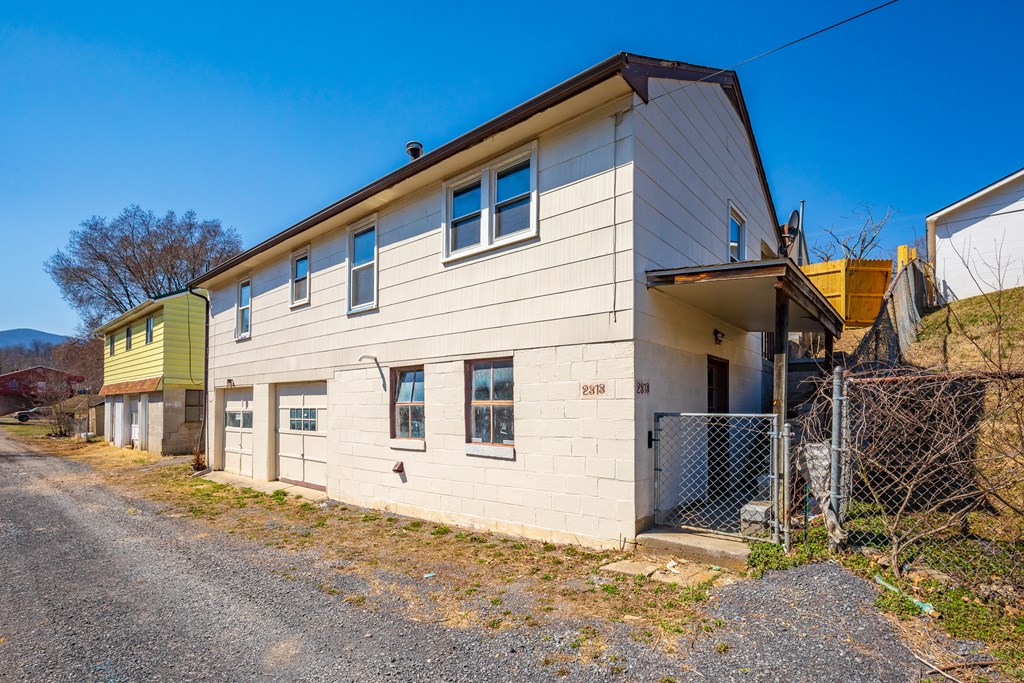 2313 Grafton St Property Photo 86