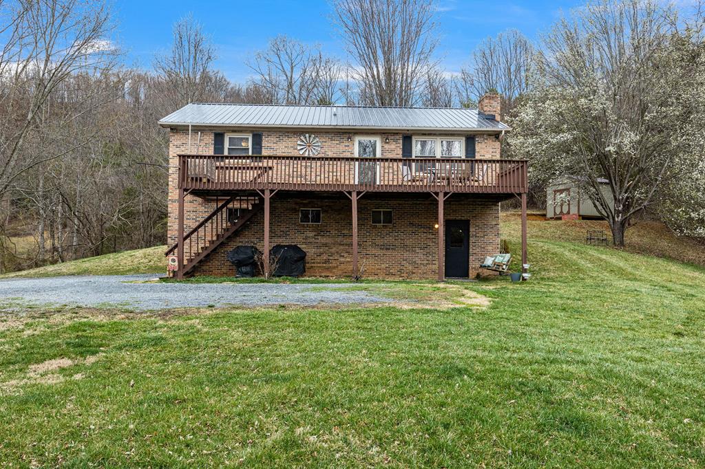 24202 Real Estate Listings Main Image