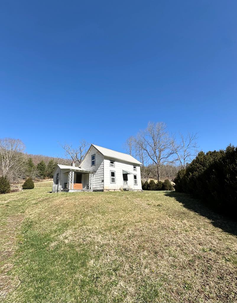 2517 Cedar Springs Rd Property Photo