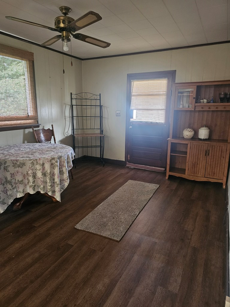 1815 4th Street Property Photo 6