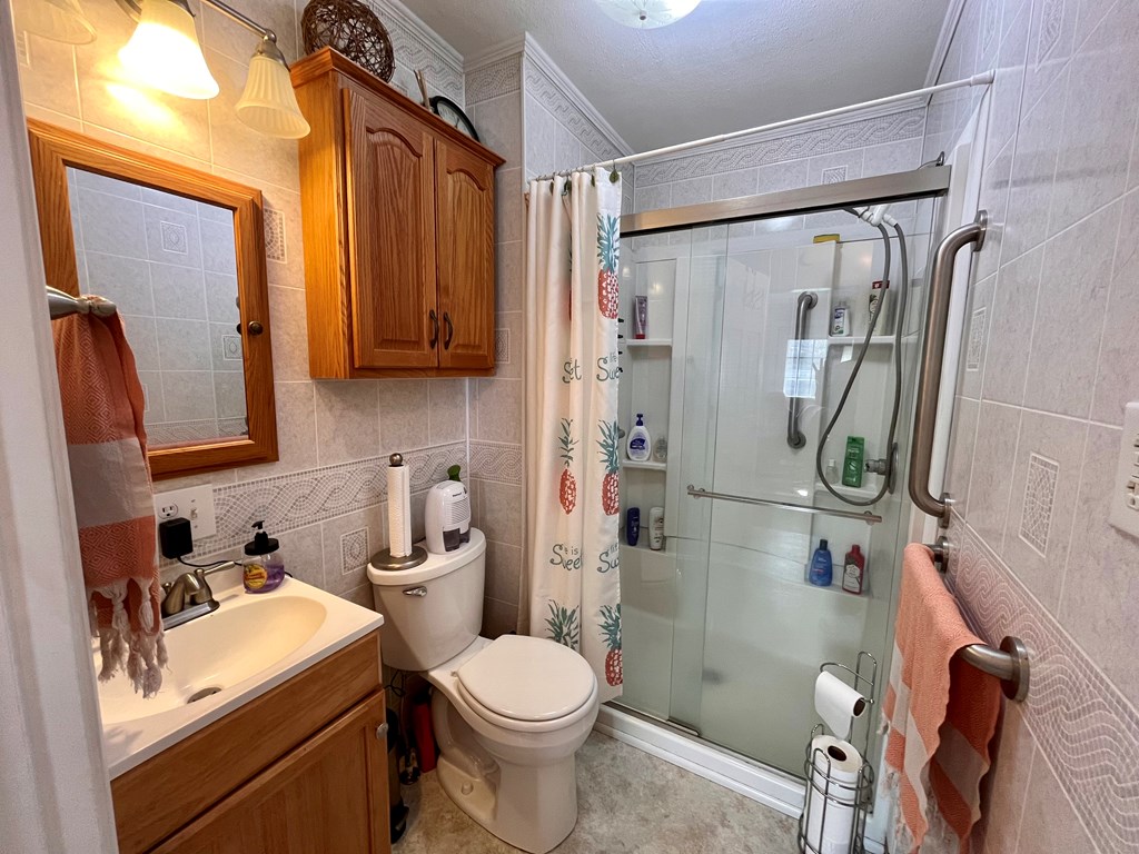 929 S Main St Property Photo 23