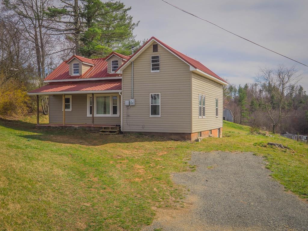 104 Barbershop Lane Property Photo