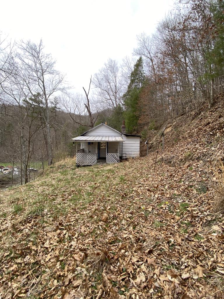 161 Daniels Road Property Photo