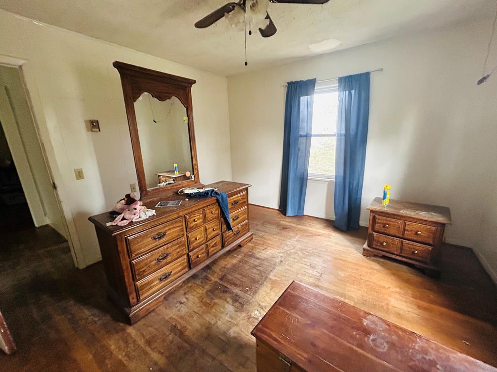 231 Grove St Property Photo 13