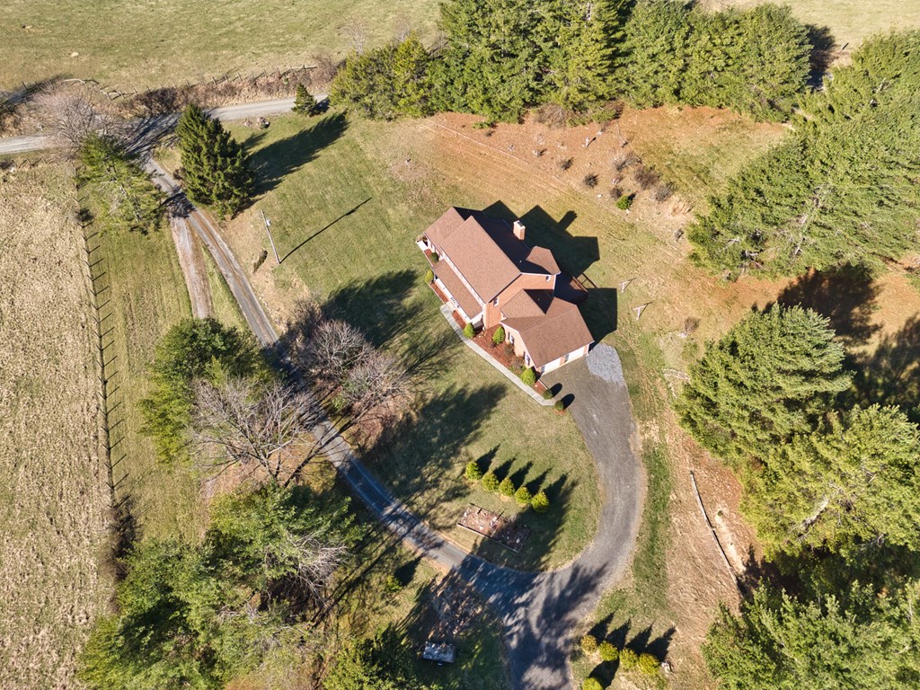 195 Nw Showalter Rd Property Photo 82