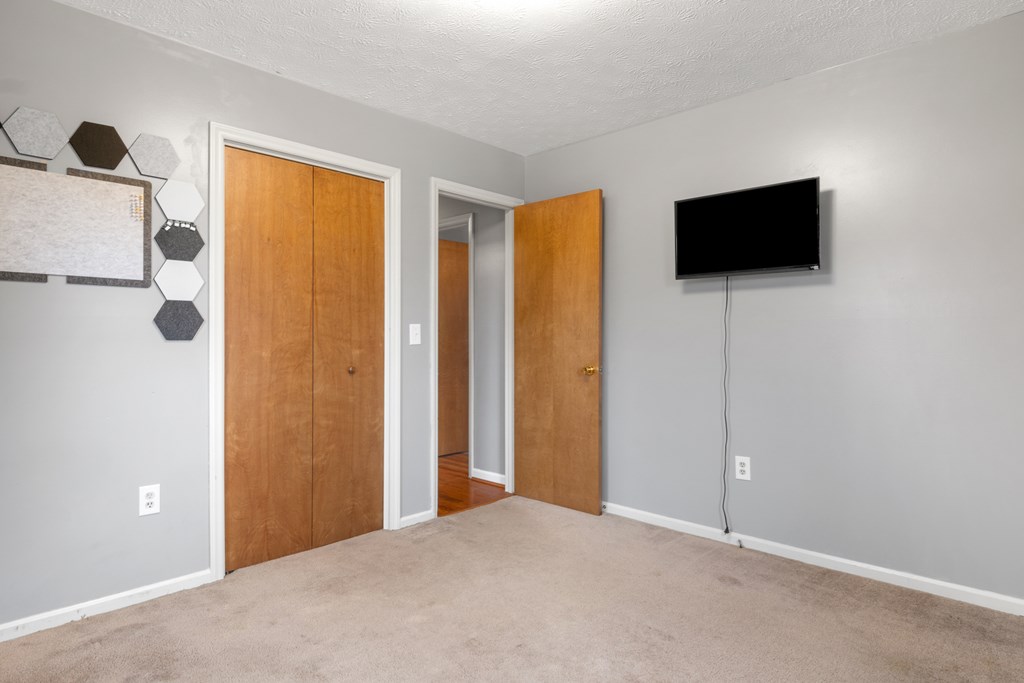 206 Briarwood Lane Property Photo 23