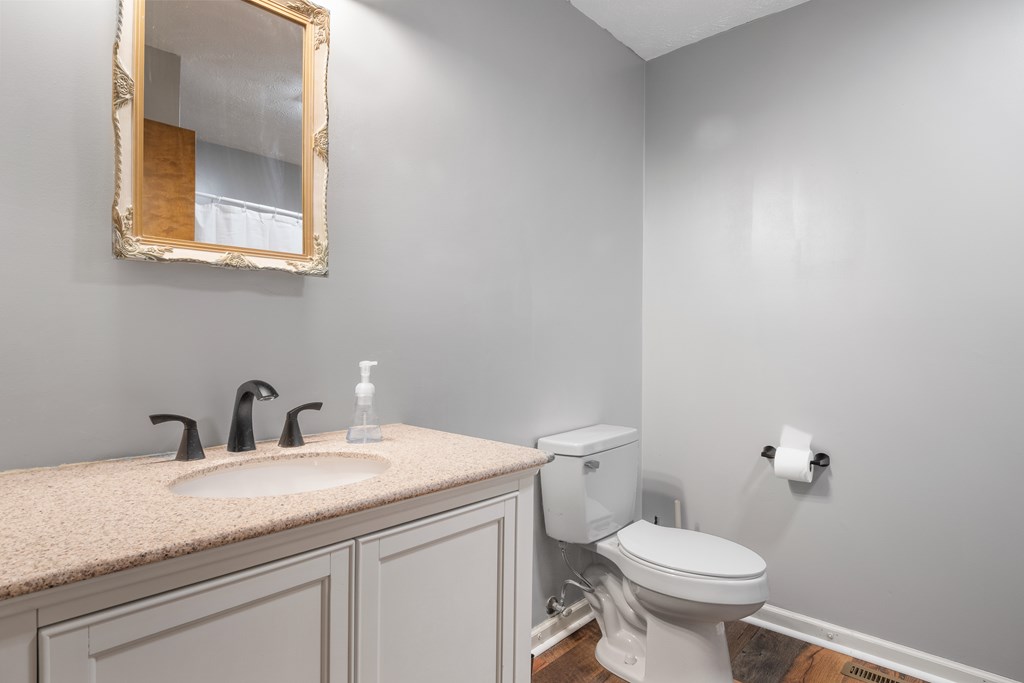 206 Briarwood Lane Property Photo 25