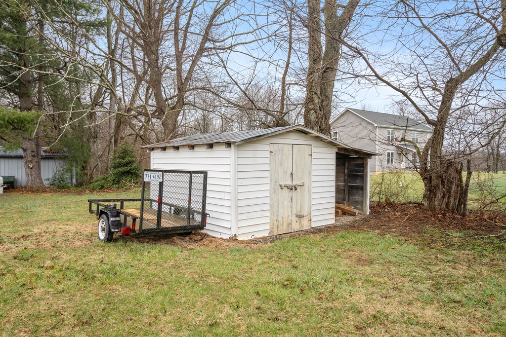 206 Briarwood Lane Property Photo 34