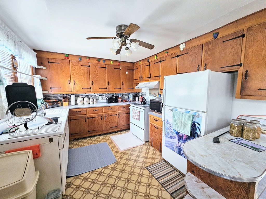 191 Timberline Rd Property Photo 5