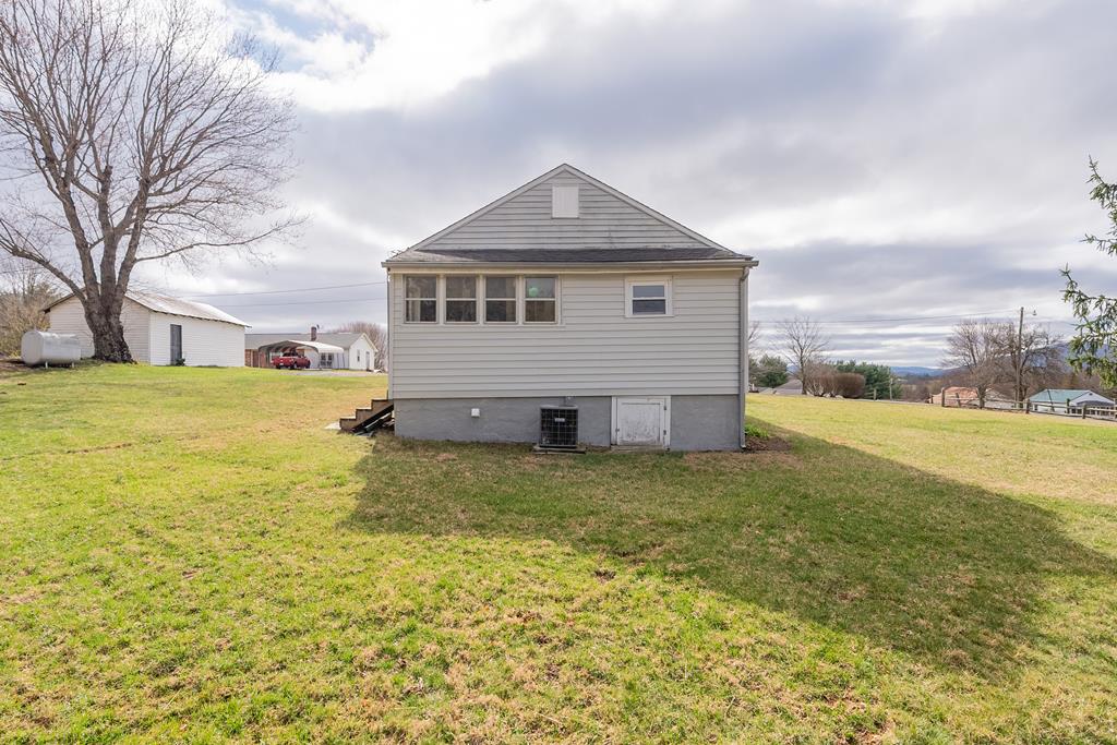 5649 Ingles Property Photo 24
