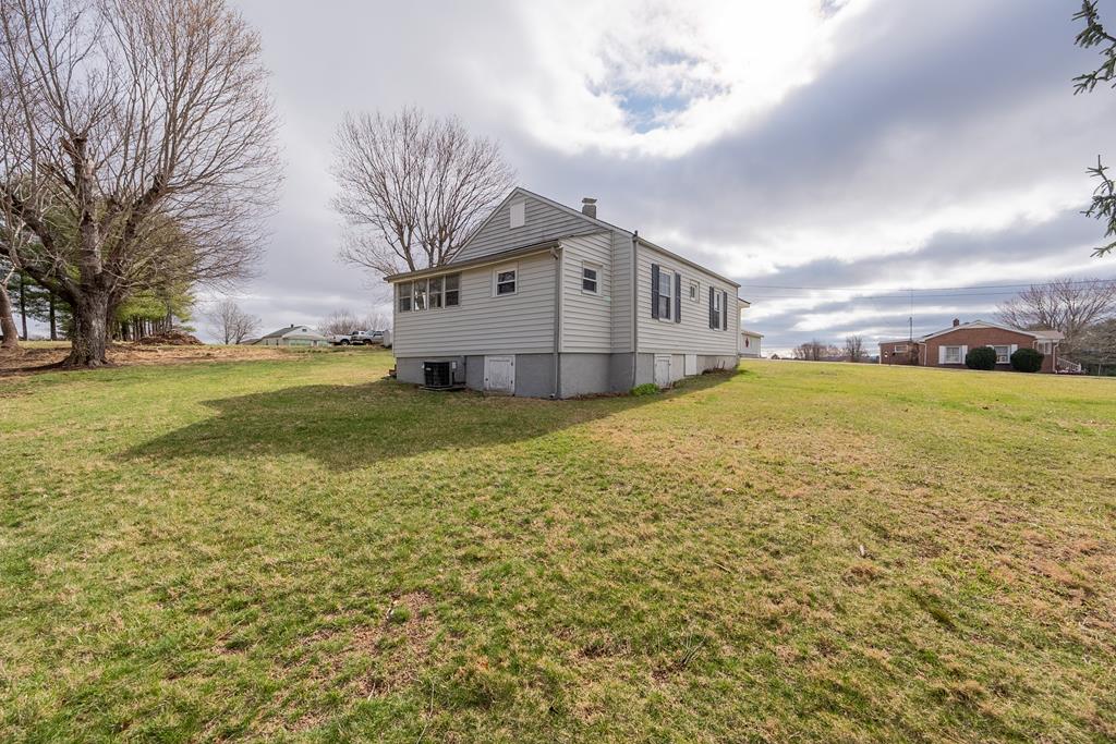5649 Ingles Property Photo 25