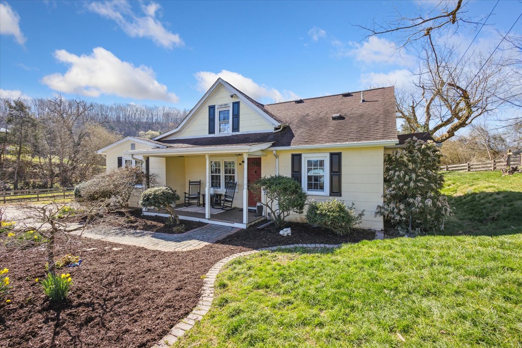 1229 Cook's Valley Road Property Photo 4